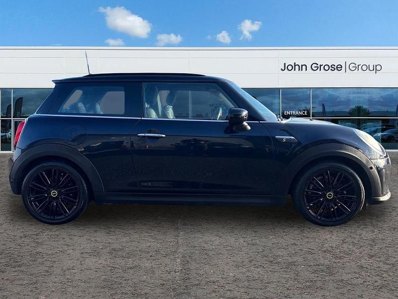 Used Mini Cooper S Hatch 135 kW (184 HP) 2021 Blue/black Hatchback