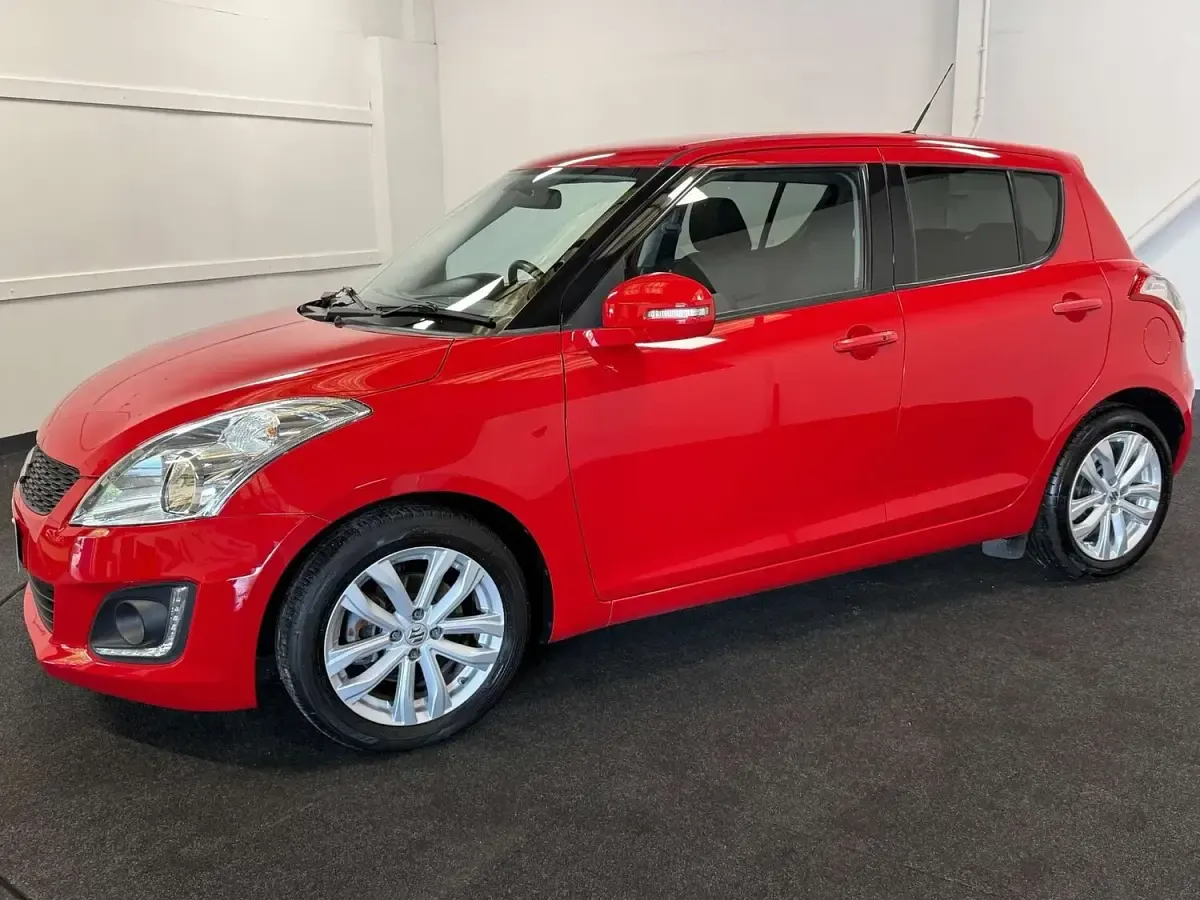Used Suzuki Swift SZ4 2015 Red Hatchback