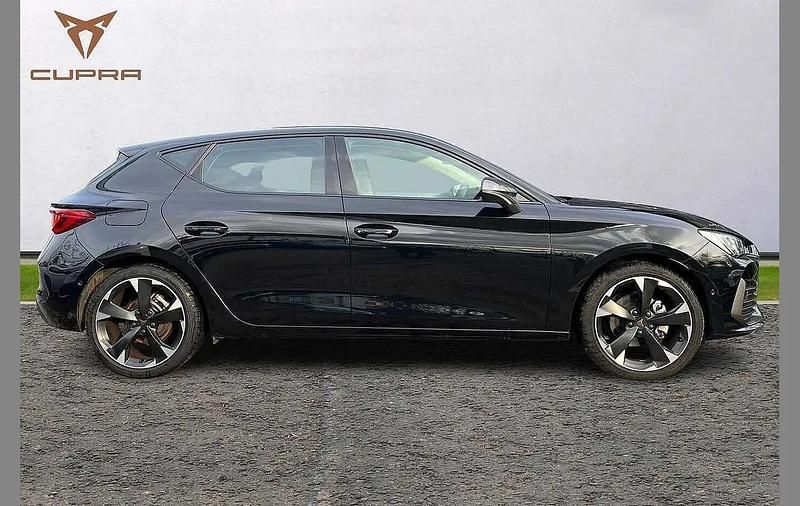 Used Cupra Leon 147 HP (108 kW) 2024 Black Hatchback