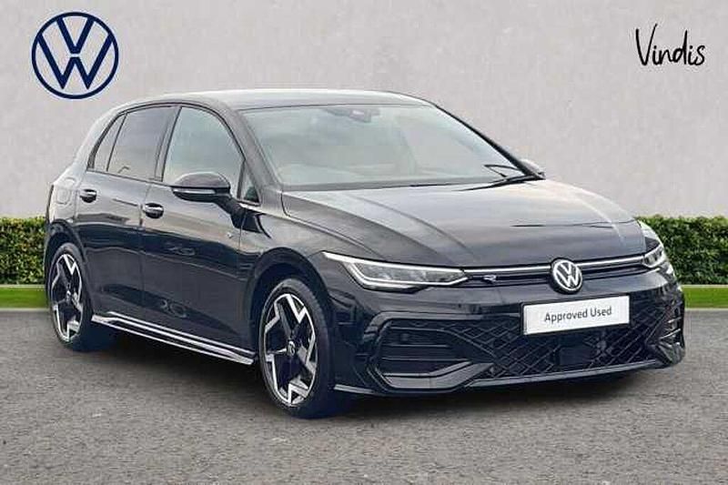Used VW Golf VIII 150 HP (110 kW) 2025