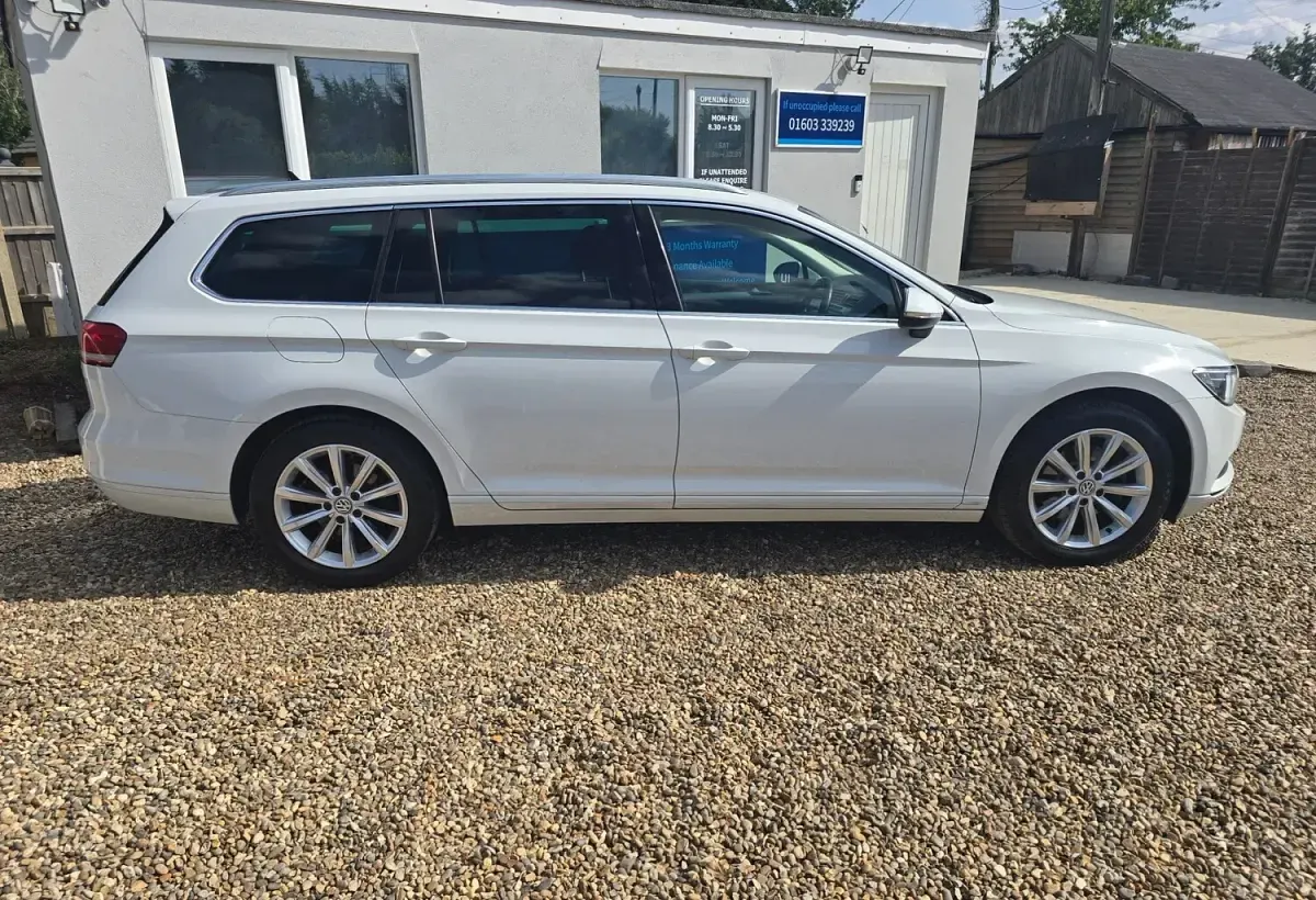 Used VW Passat Business 2016 White Estate