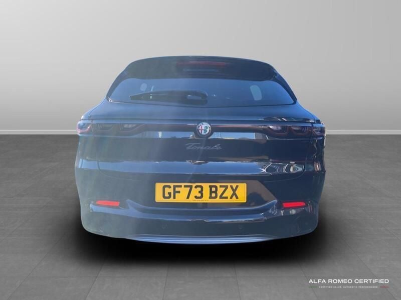 Black Used 2023 Alfa Romeo Tonale Ti SUV | £27,295 (Fair price) - Image 1/4