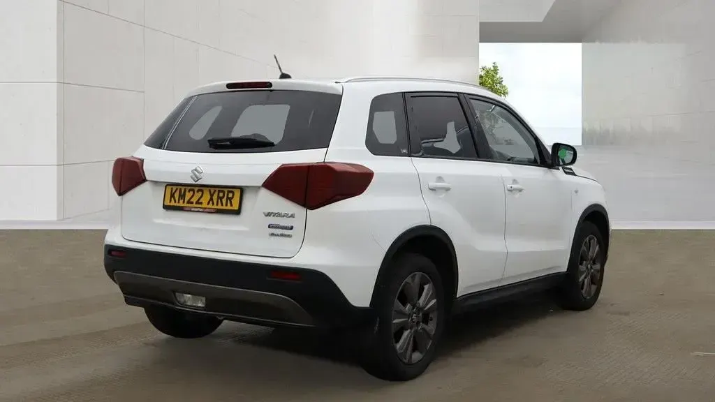 Used Suzuki Vitara SZ-T 2022 White SUV