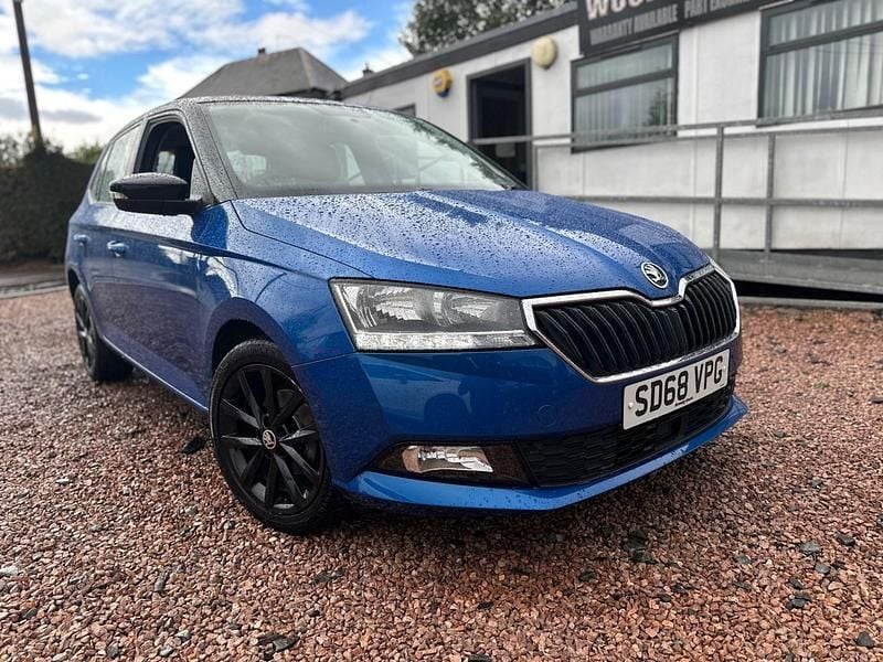 Used Skoda Fabia Colour Edition 75 HP (55 kW) 2018 Blue Hatchback