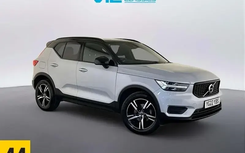 Begagnad Volvo XC40 R-Design 163 HK (119 kW) 2021 SUV