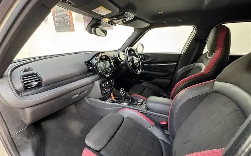 Used Mini Cooper Clubman Sport 192 HP (141 kW) 2018 White Estate