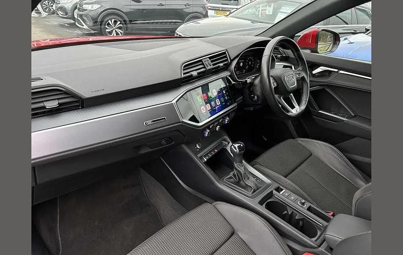 Used Audi Q3 S-Line 150 HP (110 kW) 2022 Red SUV