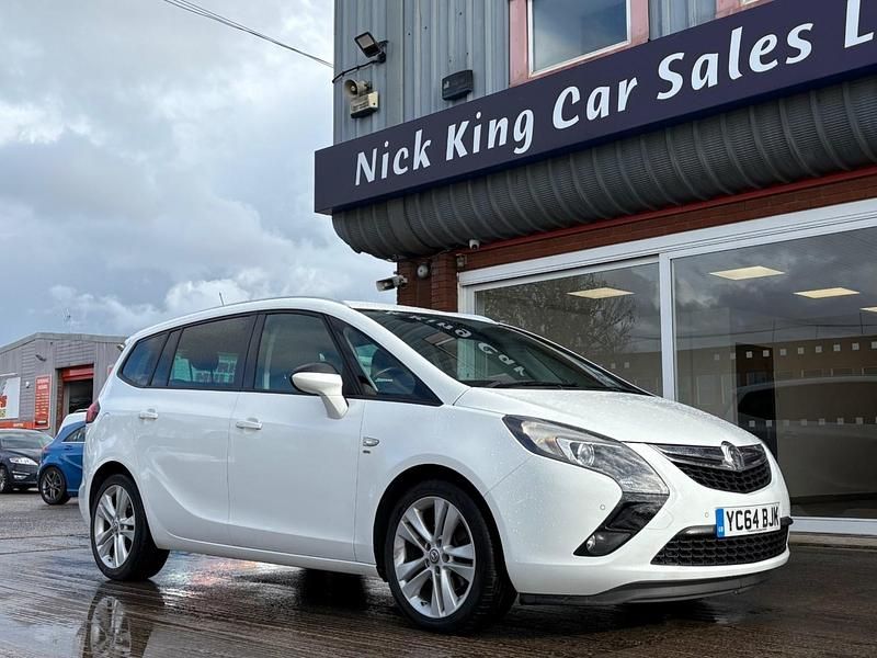 Summit white Used 2014 Vauxhall Zafira SRi MPV | £5,475 (Fair price) - Image 1/4