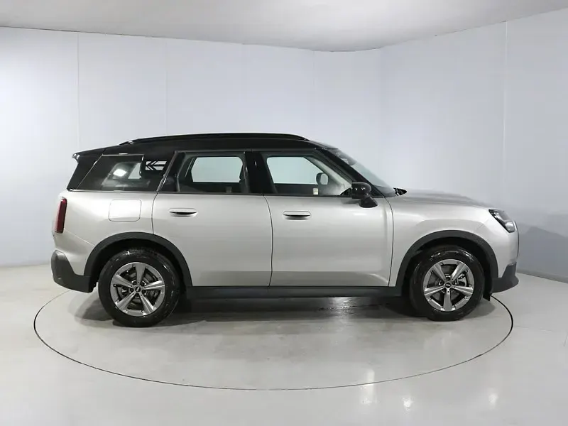 Used Mini Countryman Classic 170 HP (125 kW) 2025 Silver SUV