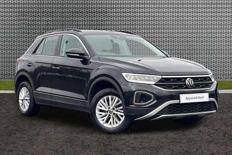 Used 2023 VW T-Roc SUV | £17,778 (Good price) - Image 1/4