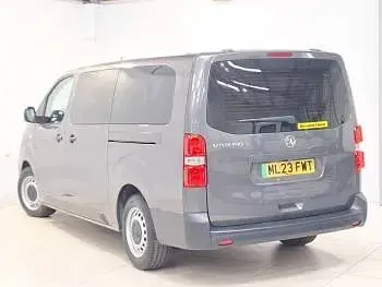 Used Vauxhall Vivaro 100 kW (136 HP) 2023 Grey MPV