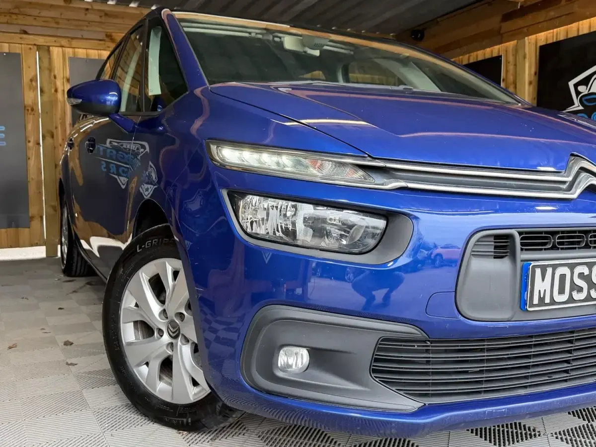 Used Citroën Grand C4 Picasso Touch 100 HP (73 kW) 2017 Blue MPV