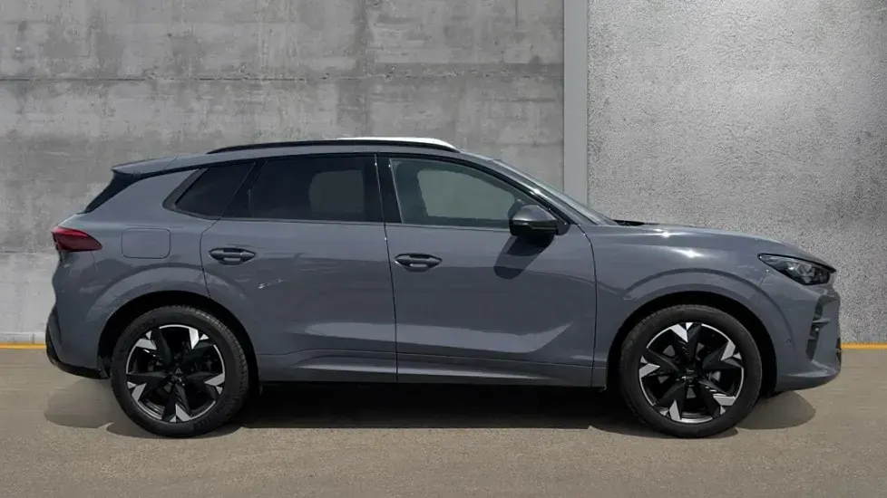 Used Cupra Terramar 150 HP (110 kW) 2025 Grey SUV