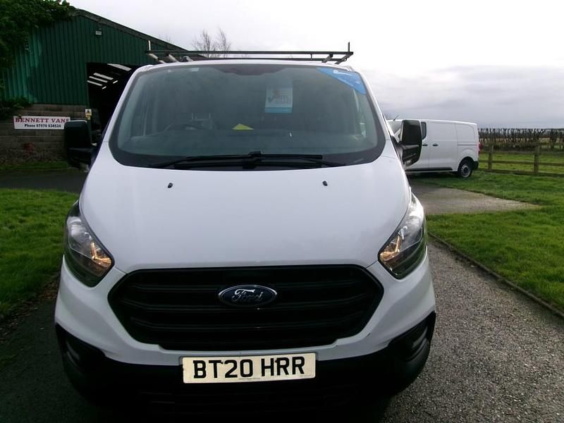 Used Ford Transit Custom 105 HP (77 kW) 2020 White Van