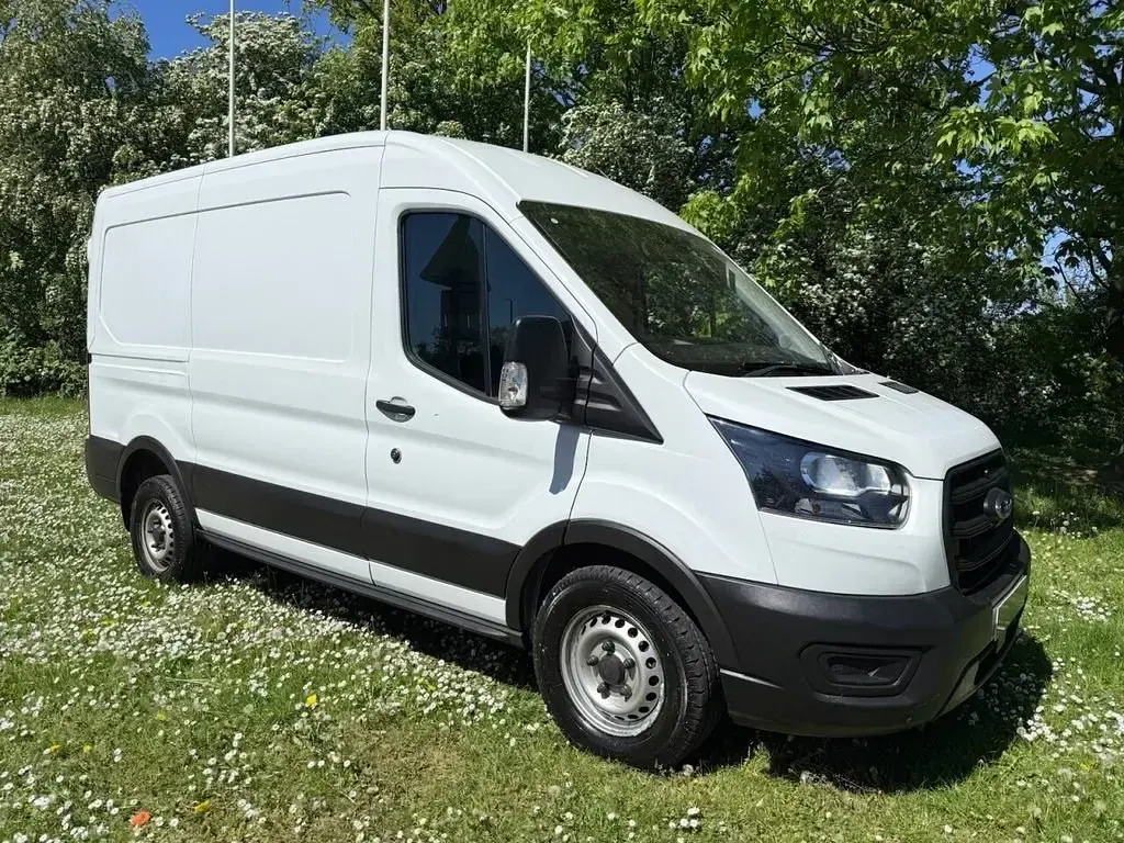 Used Ford Transit 130 HP (95 kW) 2021 White Van