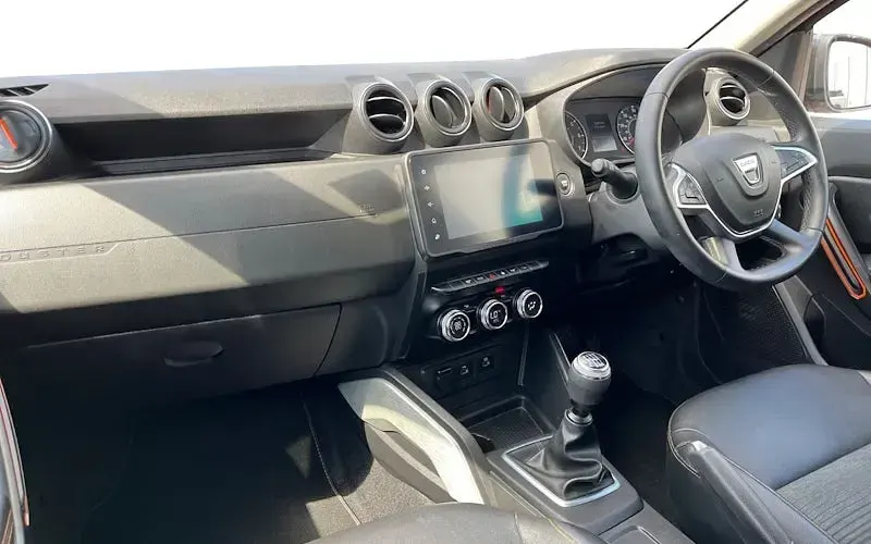 Used Dacia Duster Extreme 90 HP (66 kW) 2022 Orange SUV