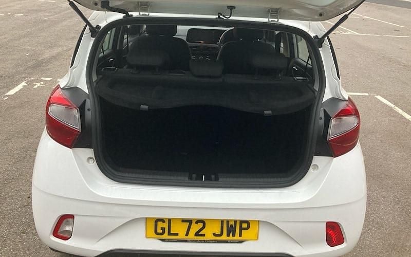 Used Hyundai i10 SE 84 HP (61 kW) 2023 Hatchback