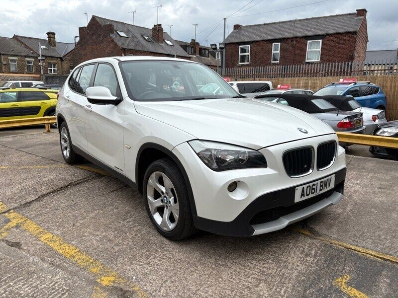 White Used 2011 BMW X1 SUV | £3,195 (Fair price) - Image 1/4