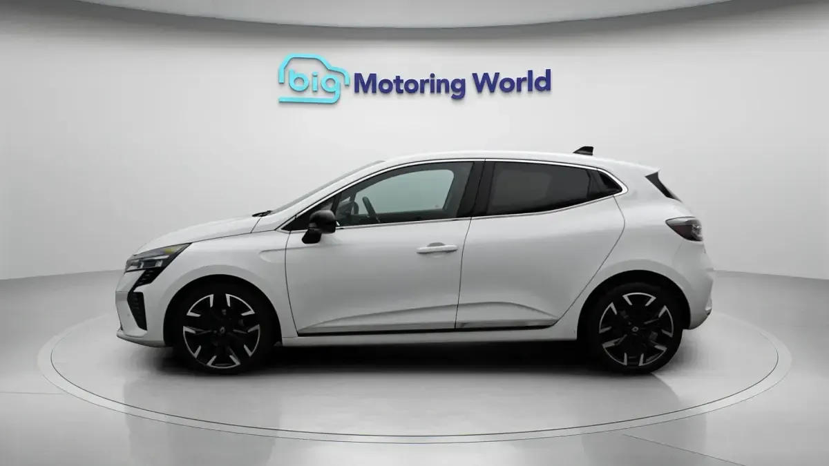 Gebraucht Renault Clio V Techno 90 PS (66 kW) 2024 Weiß Kleinwagen