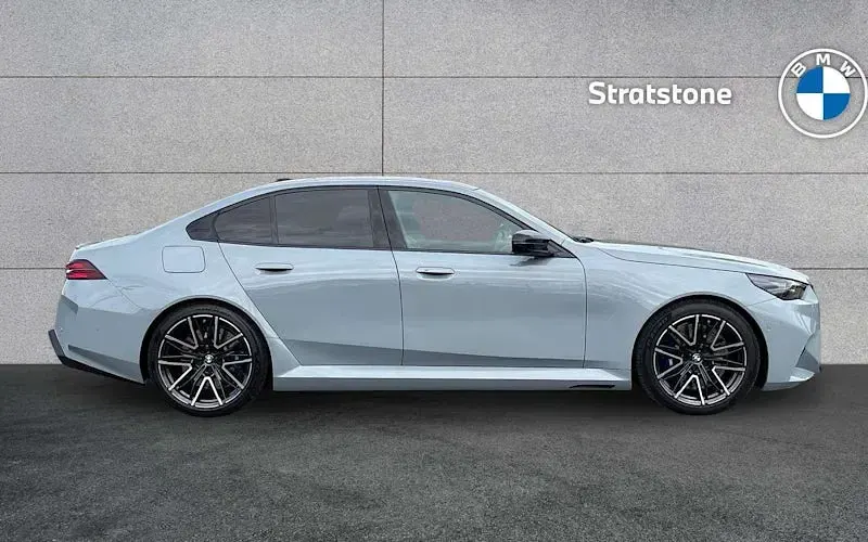 New BMW M5 727 HP (534 kW) 2026 Grey Sedan