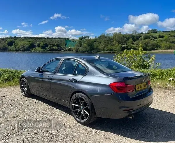 Usado BMW 316 2017 Gris Berlina