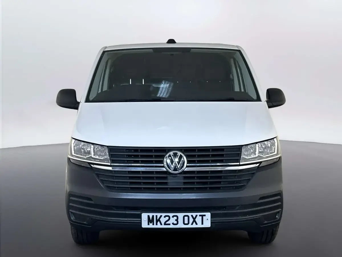 Used VW Transporter Startline 150 HP (110 kW) 2023 White Van