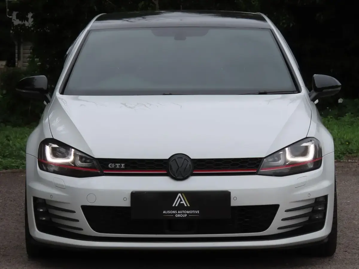 Used VW Golf VII GTI 2017 White Hatchback