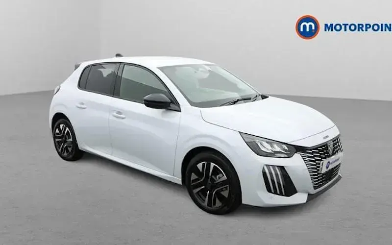 Second-hand Peugeot 208 Allure 102 CP (75 kW) 2025 Hatchback