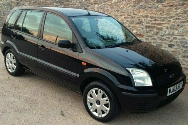 Used 2003 Ford Fusion Estate | £2,497 (Fair price) - Image 1/2