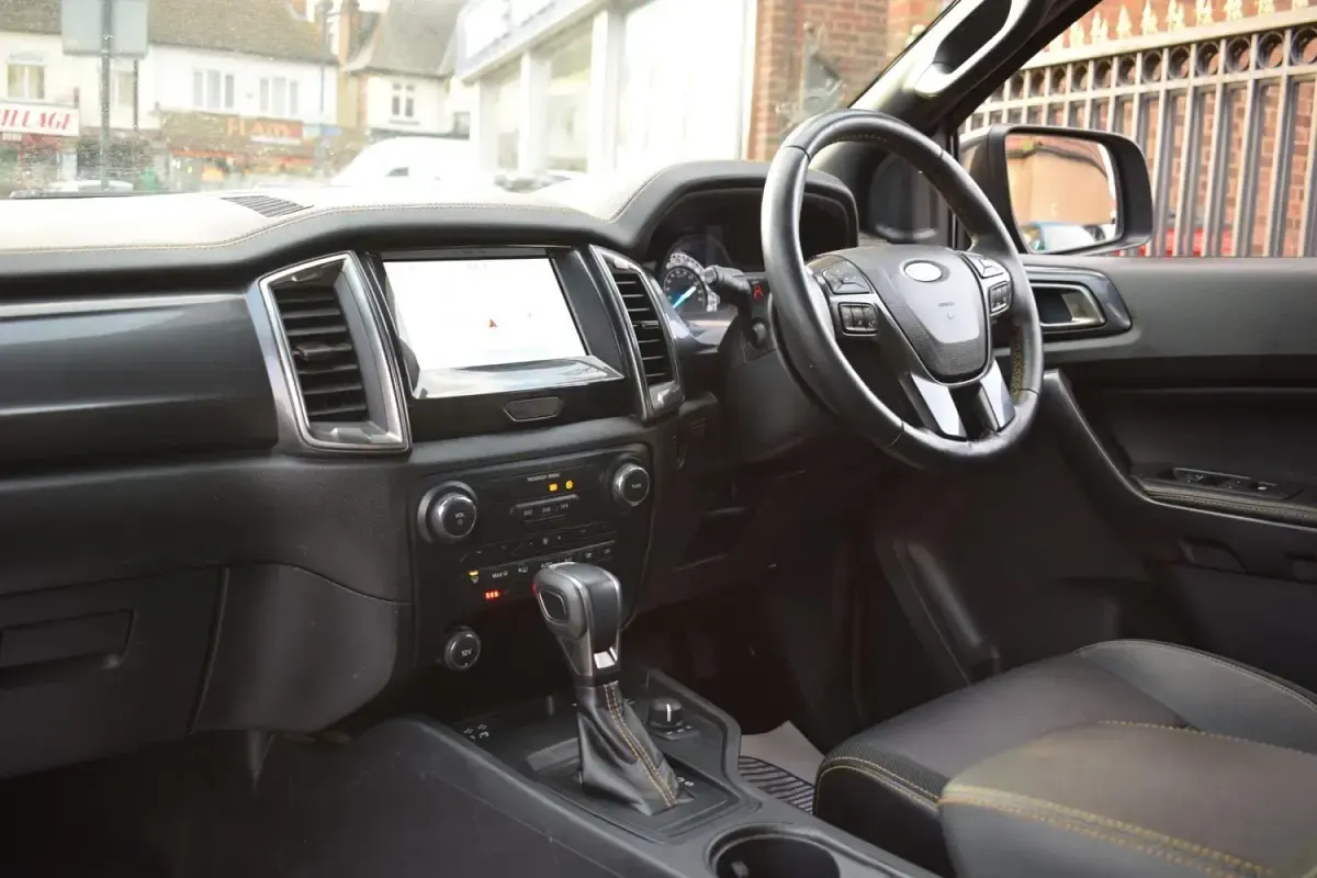 Begagnad Ford Ranger Wildtrack 2022 Grå Pickup