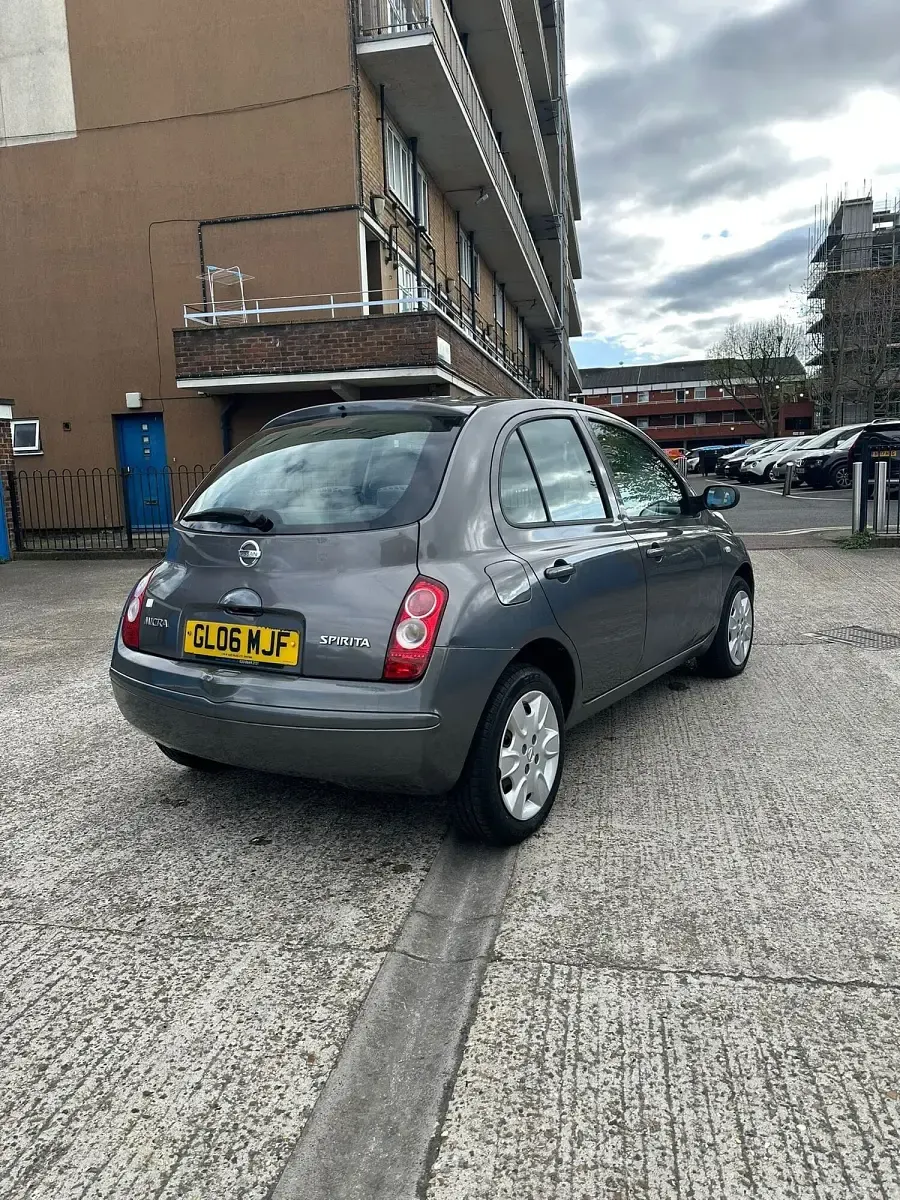 Used Nissan Micra 88 HP (64 kW) 2006 Grey Hatchback