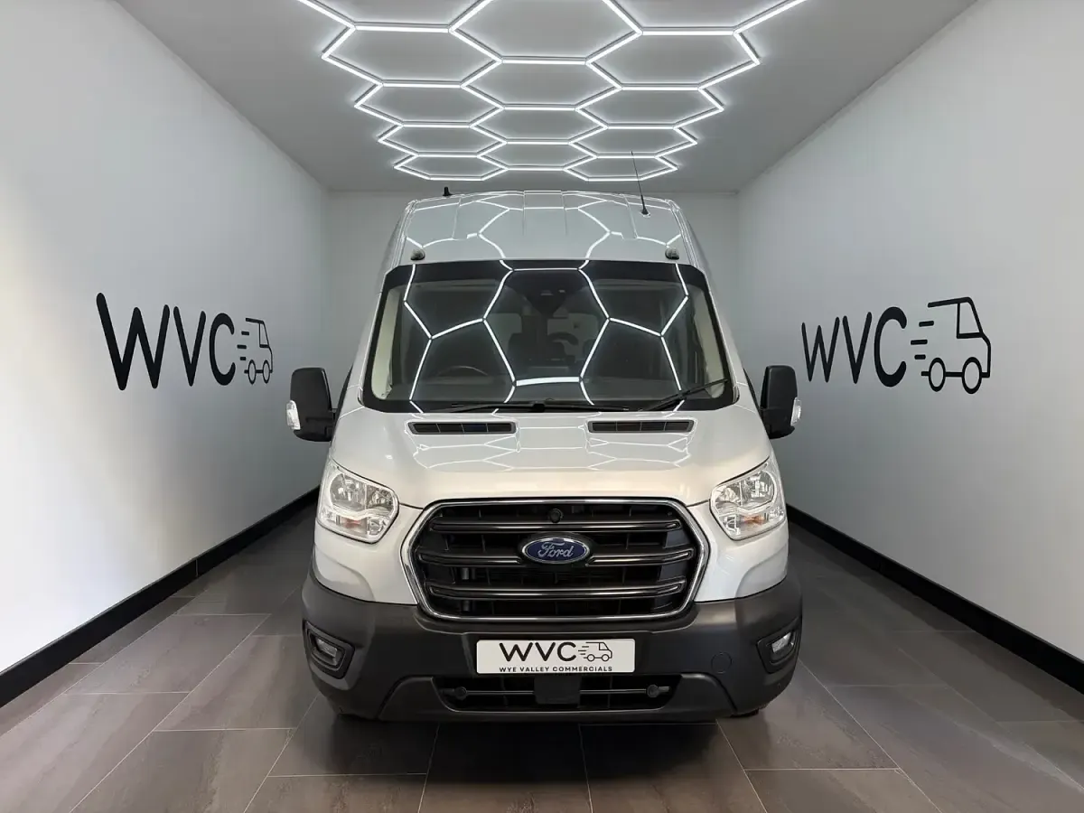 Used Ford Transit 130 HP (95 kW) 2019 Silver