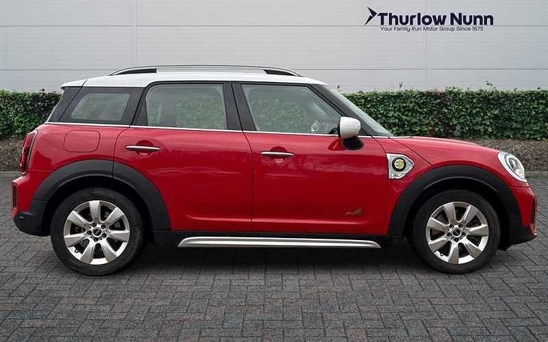 Used Mini Cooper S Classic 220 HP (161 kW) 2021 Red Hatchback