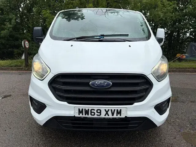 Used Ford Transit Custom Trend 130 HP (95 kW) 2020 White Van