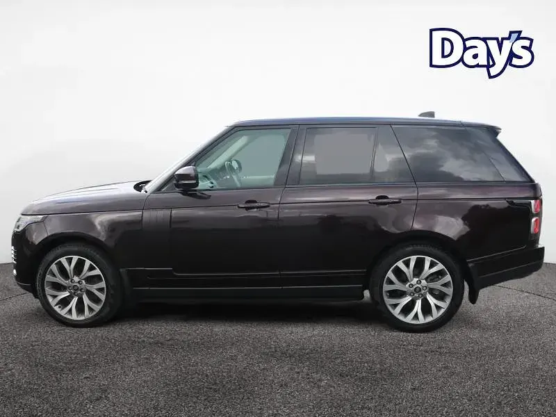 Used Land Rover Range Rover Vogue 306 HP (225 kW) 2018 Red SUV