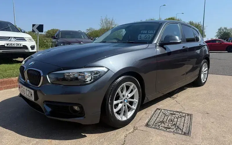 Begagnad BMW 116 Efficient Dynamics 116 HK (85 kW) 2016 Halvkombi