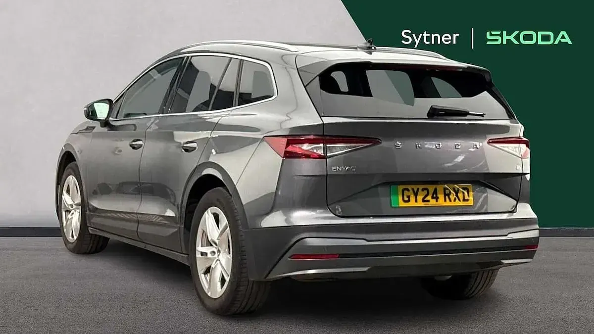 Usado Skoda Enyaq iV 210 kW (286 CV) 2024 Gris SUV