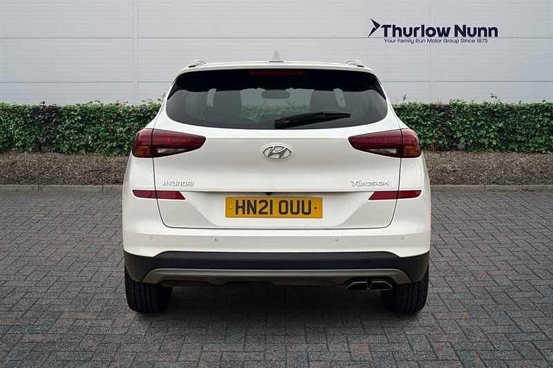 Used Hyundai Tucson SE 136 HP (100 kW) 2021 White SUV