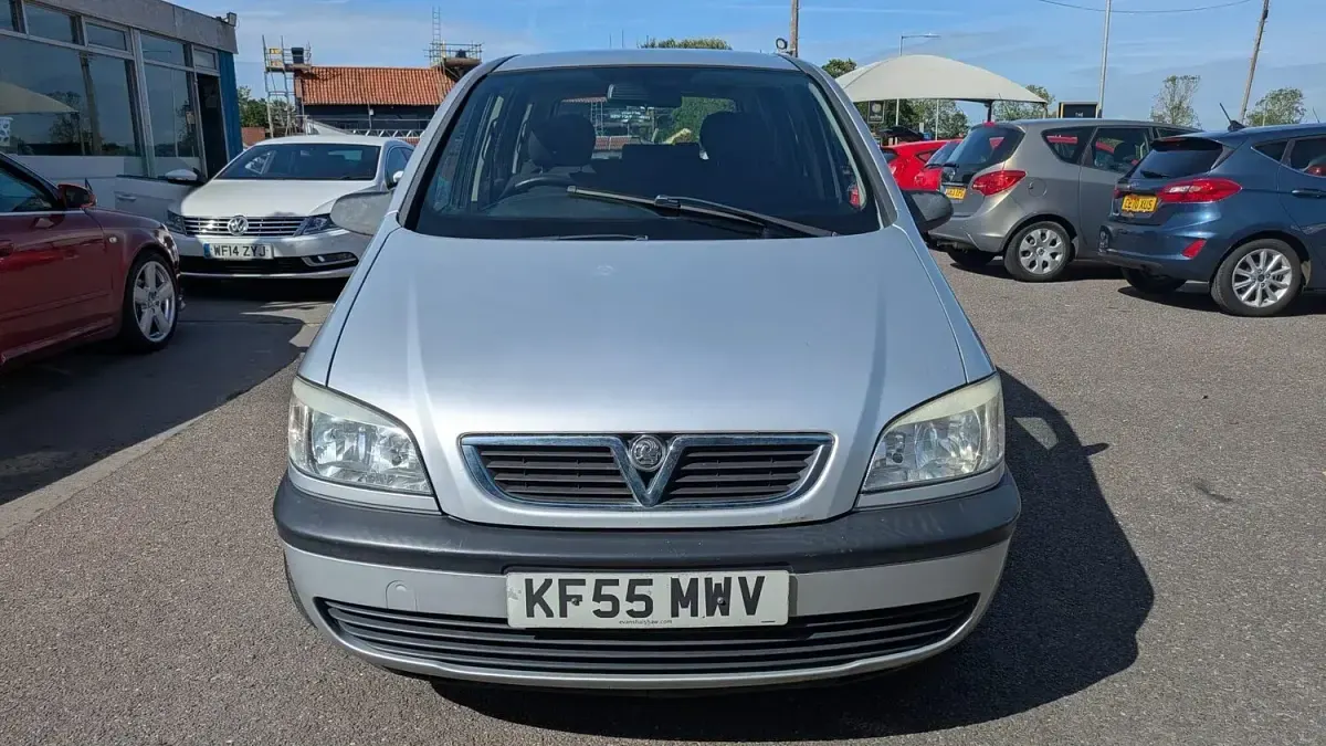 Used Vauxhall Zafira 2005 Silver MPV