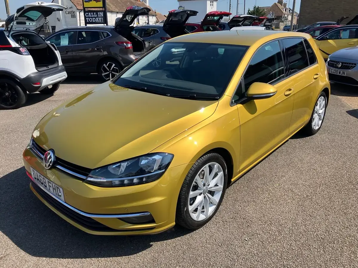 Used VW Golf VII GT 2018 Yellow Hatchback