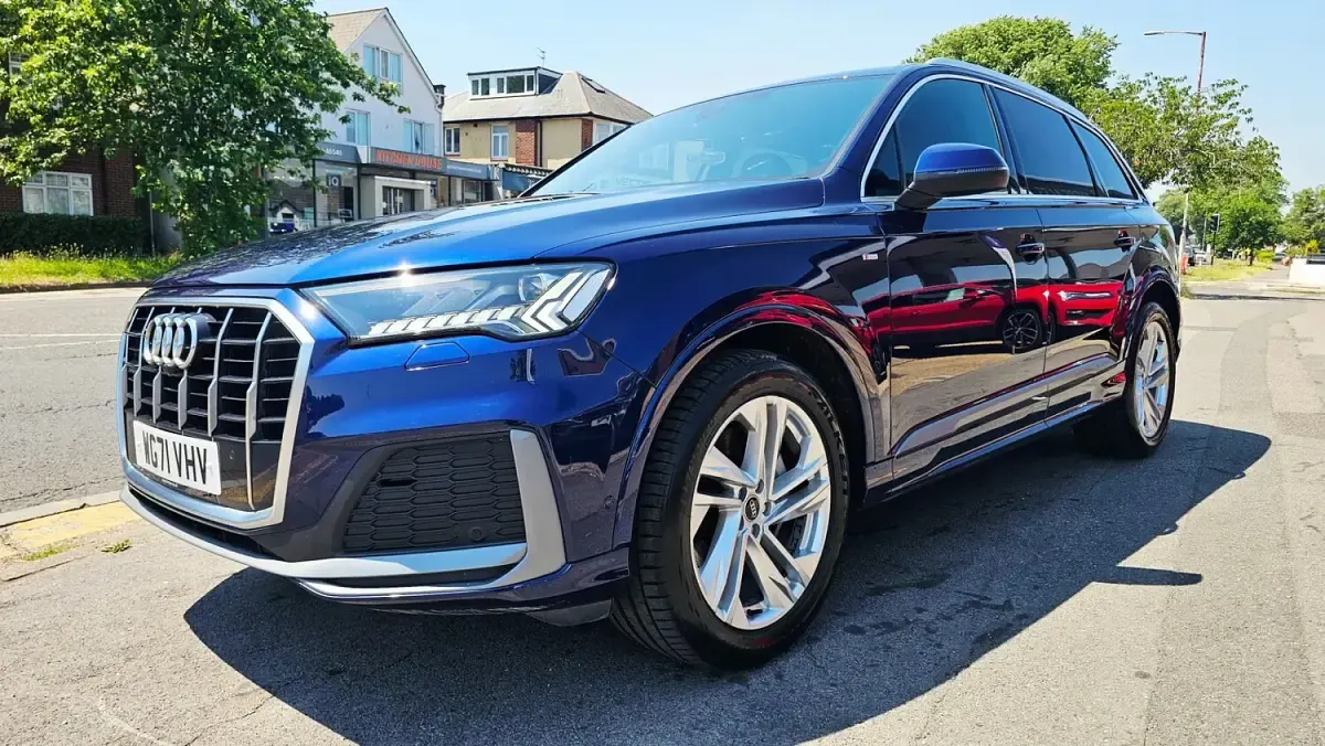 Used Audi Q7 S-Line 231 HP (169 kW) 2022 Blue SUV