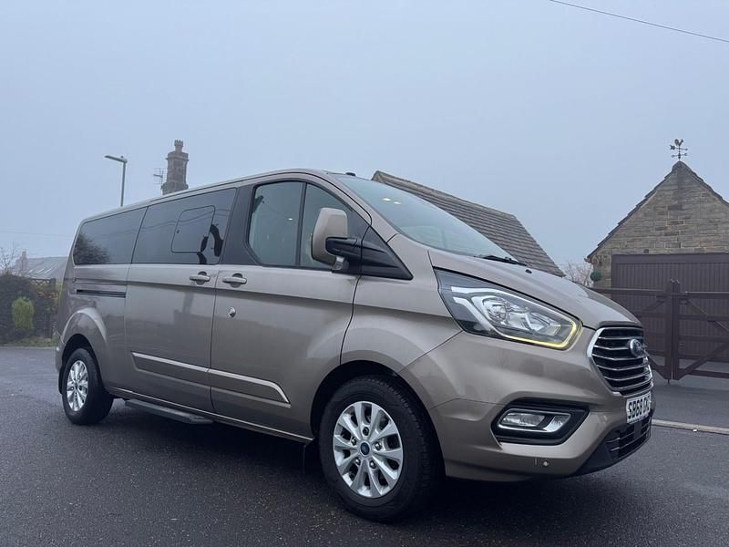Used Ford Tourneo Titanium 2019 Silver MPV