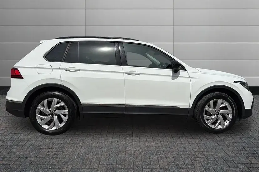 Used VW Tiguan Life 150 HP (110 kW) 2021 White SUV