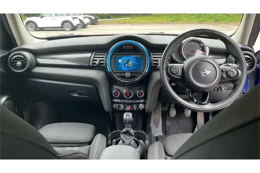 Used Mini Cooper S Classic 192 HP (141 kW) 2020 Blue Hatchback