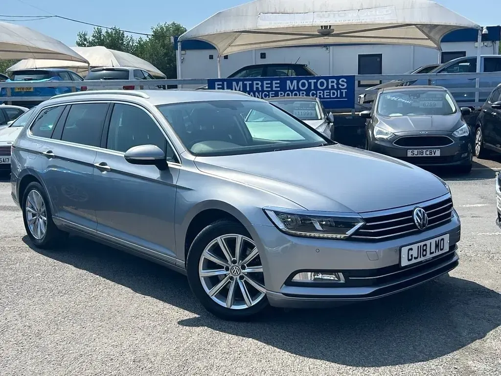 Used VW Passat Business 150 HP (110 kW) 2018 Silver Estate