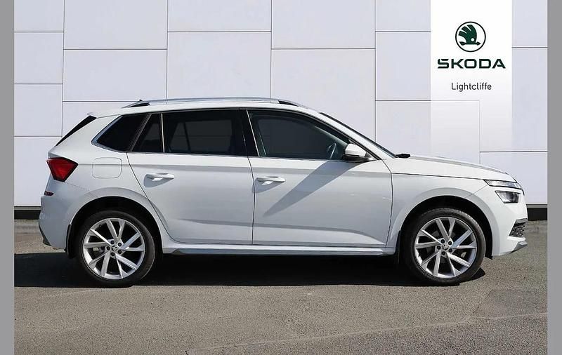 Used Skoda Kamiq SE L Executive 115 HP (84 kW) 2023 White SUV