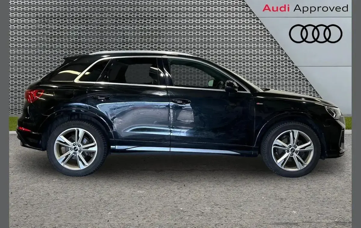 Used Audi Q3 S-Line 150 HP (110 kW) 2022 Black SUV