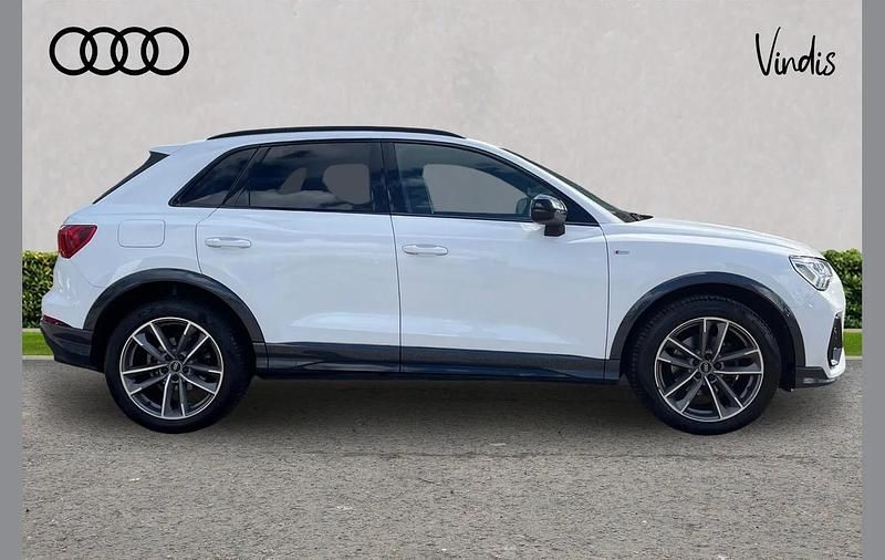 Used Audi Q3 Black Edition 150 HP (110 kW) 2021 White SUV