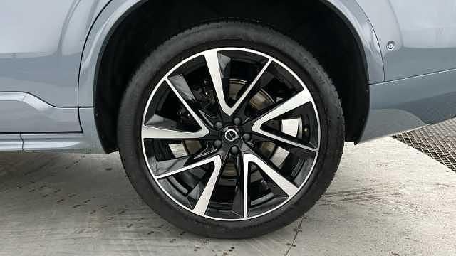 Used Volvo XC90 Plus 247 HP (181 kW) 2022 Grey SUV