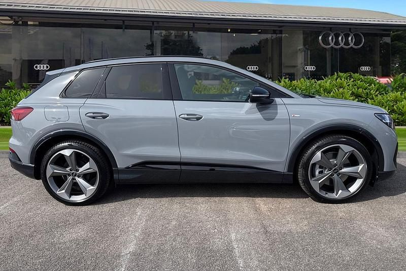 New Audi Q4 e-tron Black Edition 150 kW (204 HP) 2026 Grey SUV
